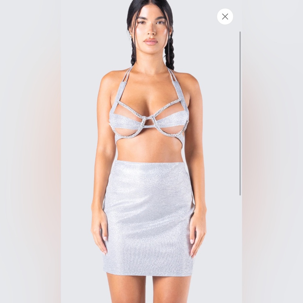Finesse Size M Bra and Skirt set
